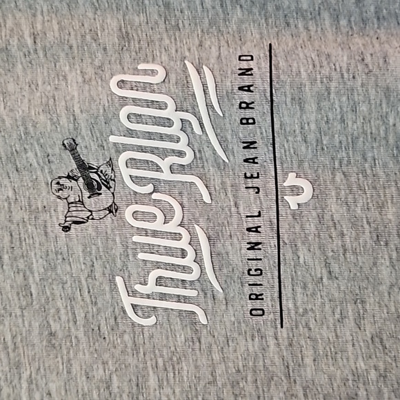 True religion tshirt - Picture 2 of 4
